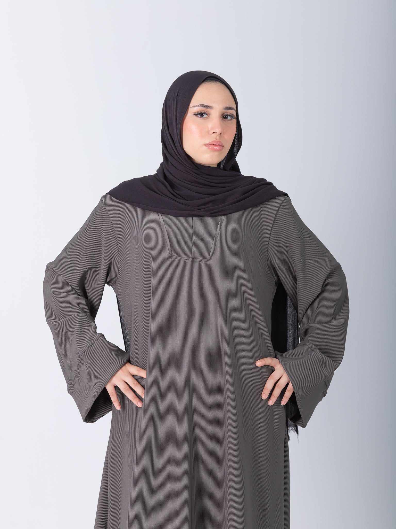 YOSR Classic Wide Abaya - Grey
